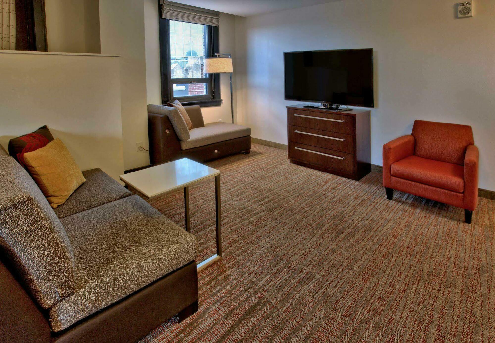 Residence Inn By Marriott Omaha Downtown Old Market Area Exterior photo